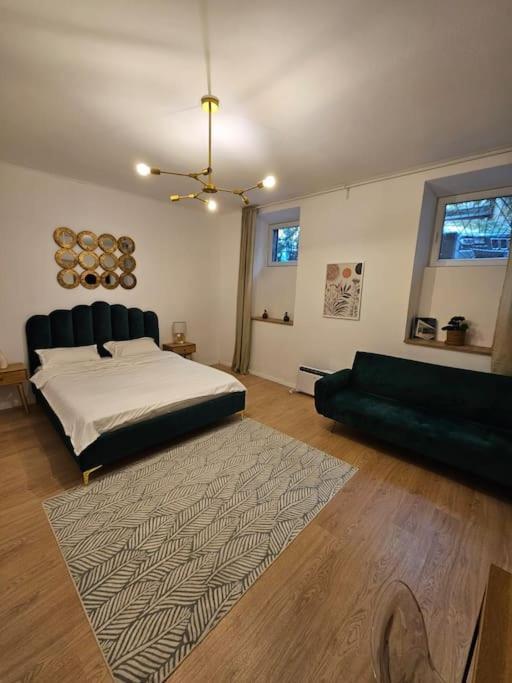 Heart Of City Center 4Br 2Bath 10 Pers Bucarest Extérieur photo